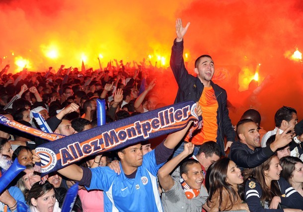Trong khi đó, các CĐV Montpellier lại vỡ òa trong niềm vui chiến thắng.